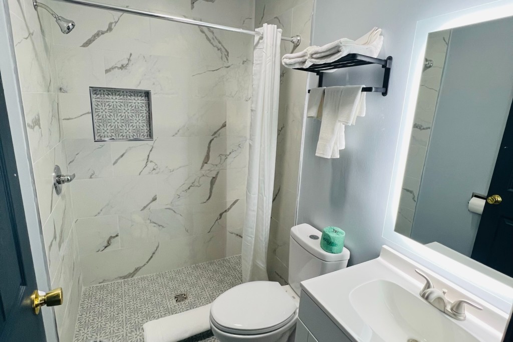 Modern Bathroom